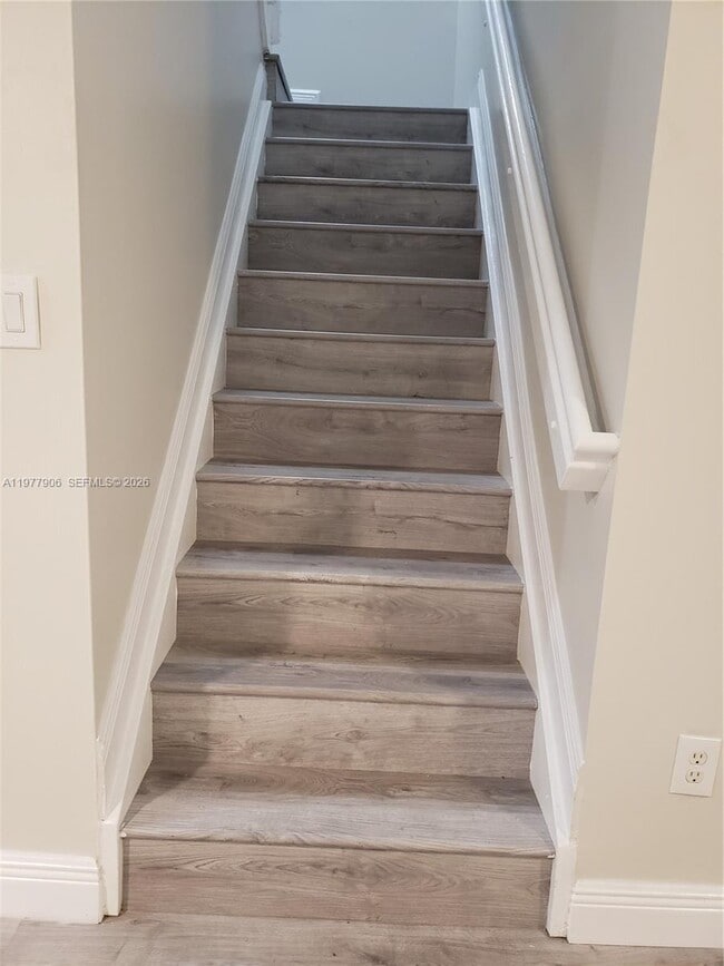 Building Photo - 2118 NW 171st Terrace