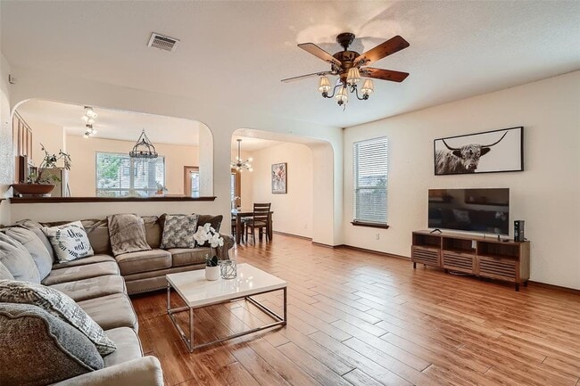 Building Photo - 1639 Bayland St