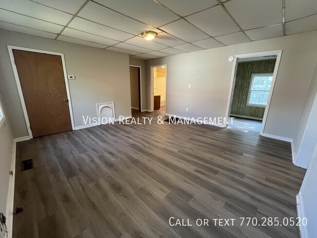 Building Photo - 802 E Williams St