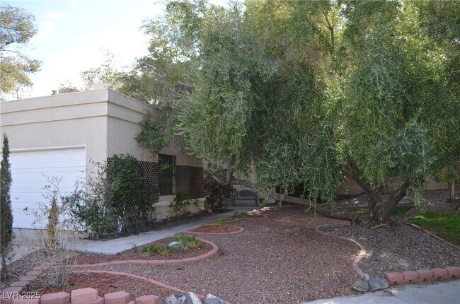 Building Photo - 2805 Tortoise Ct