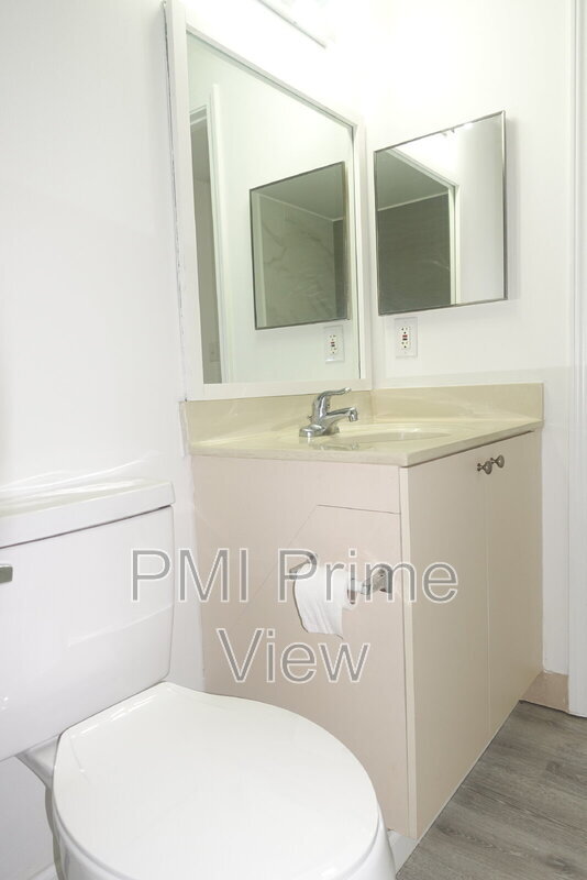 Building Photo - 11040 SW 196th St
