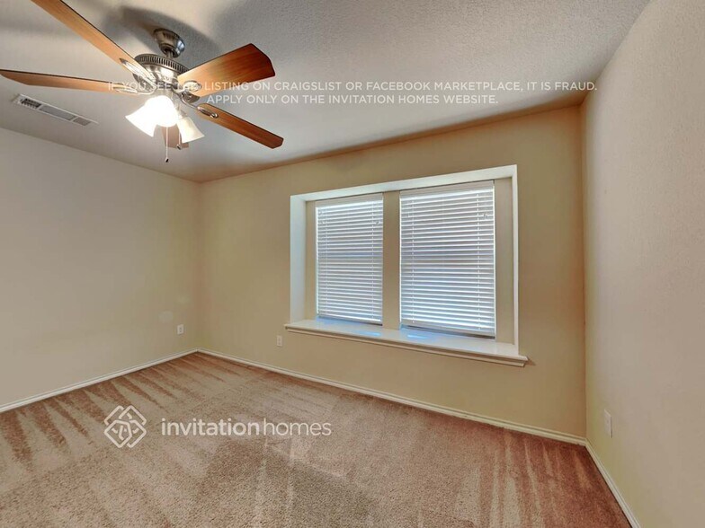 Building Photo - 1832 Wickham Dr