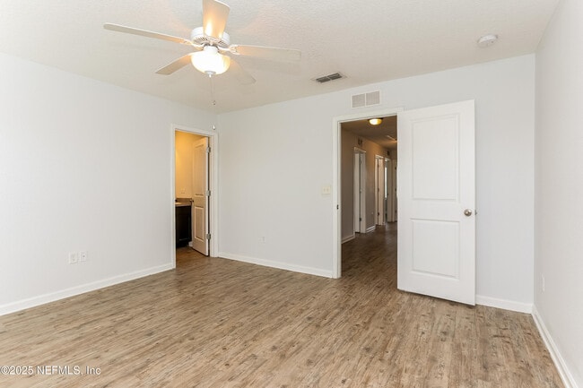 Building Photo - 522 Eiseman Wy