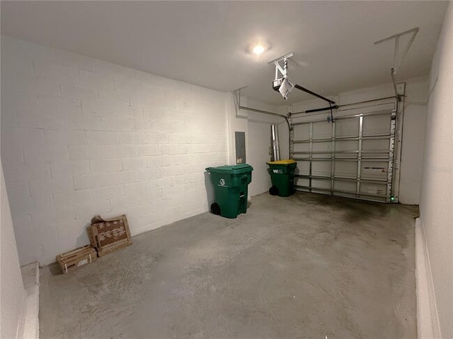 Building Photo - 28537 SWEET MEADOW Dr