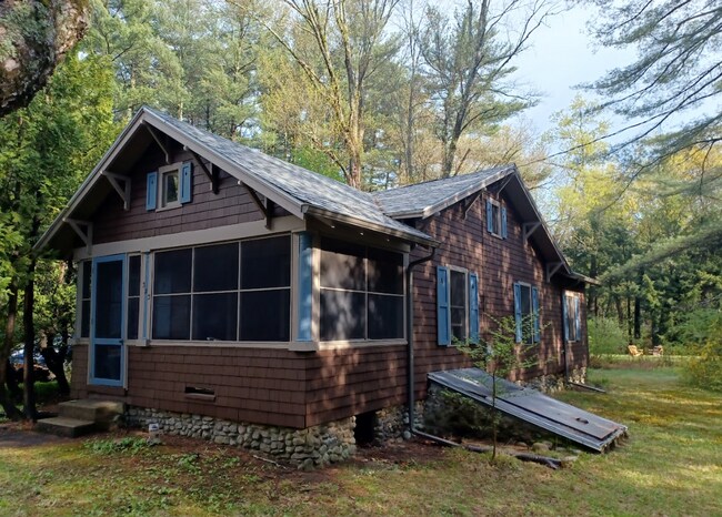 Primary Photo - 323 Pelham Rd