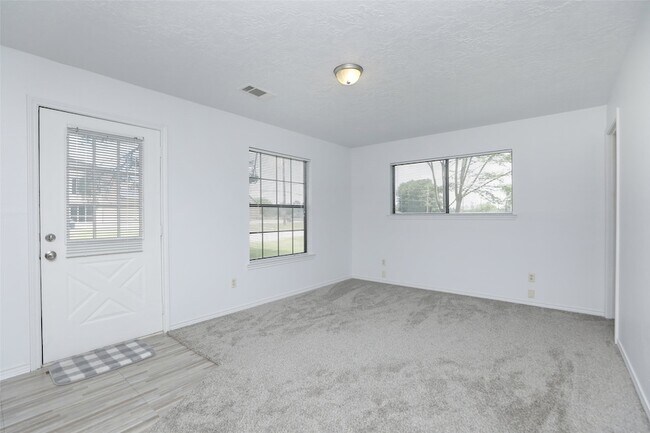 Building Photo - 18419 Buddy Riley Blvd