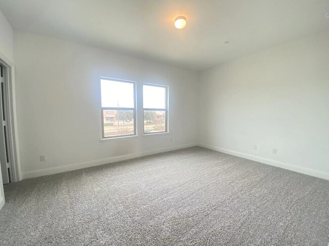 Building Photo - 1495 Perrin Ln