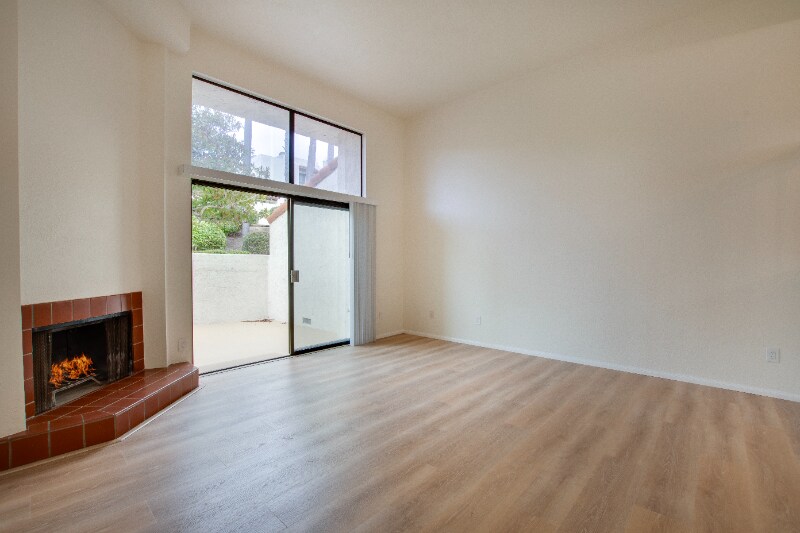 Building Photo - 7413 Caminito Carlotta