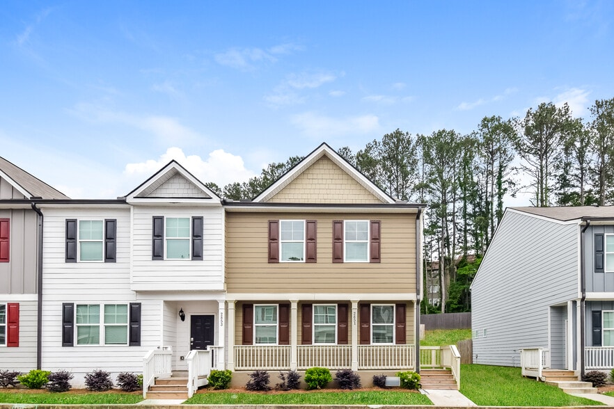 Primary Photo - 2851 Saratoga Lake View