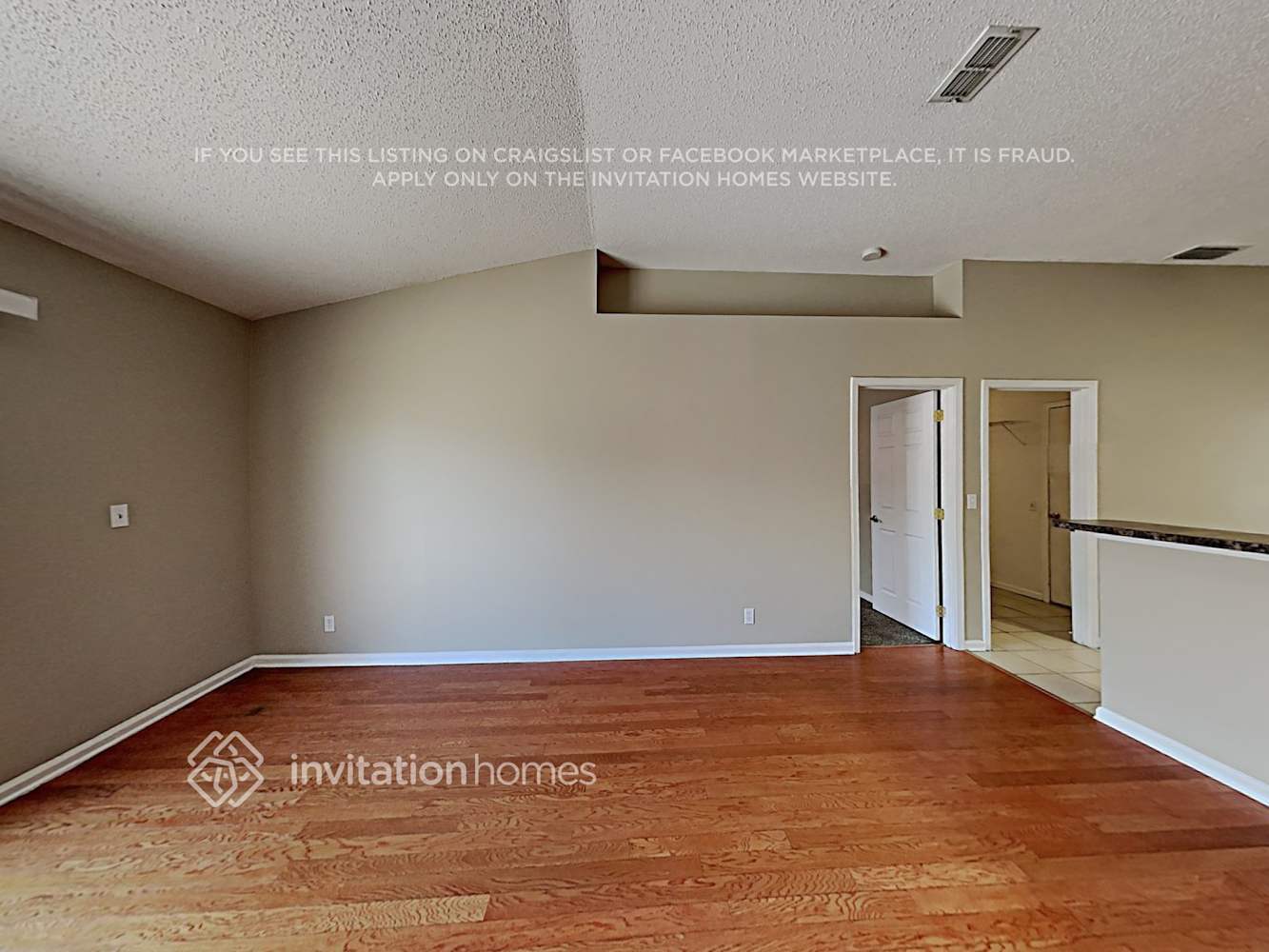 Building Photo - 1727 Blue Ridge Dr