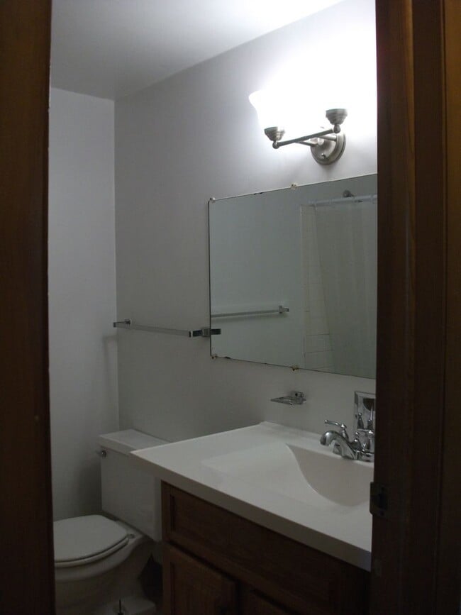 Building Photo - 6463 Wells Dr