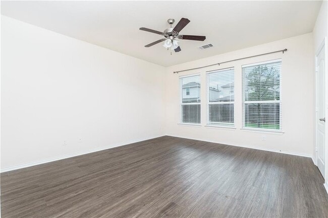 Building Photo - 720 Bonnet Blvd