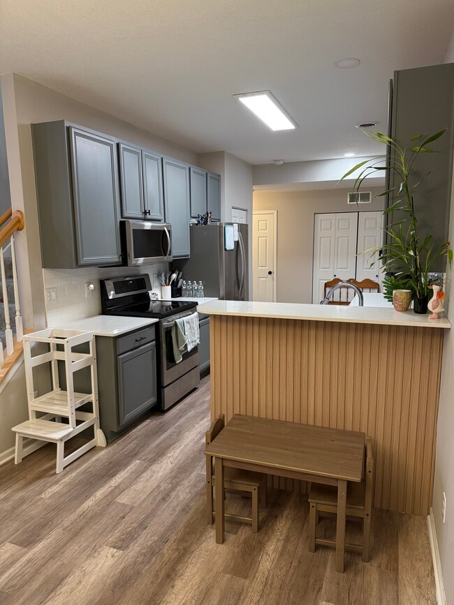 Building Photo - 11190 204th St W