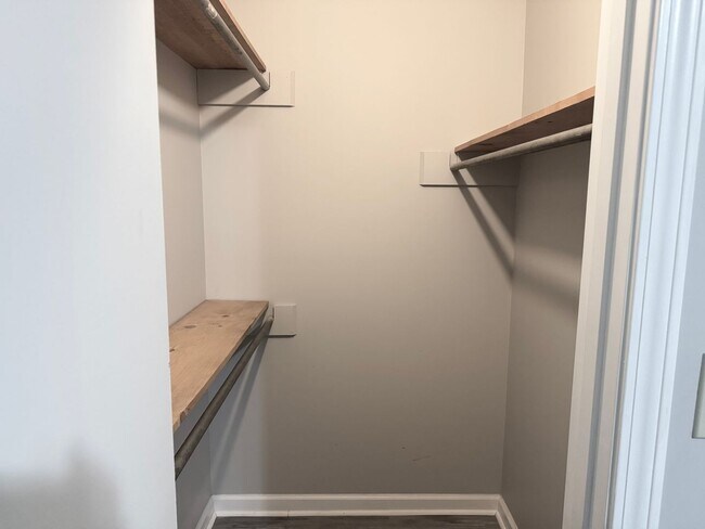 Building Photo - Cathedral Ceiling for a big open feel!