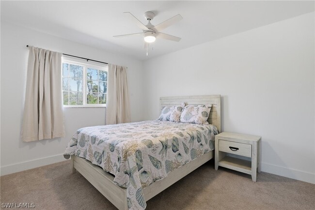 Building Photo - 1046 Periwinkle Way