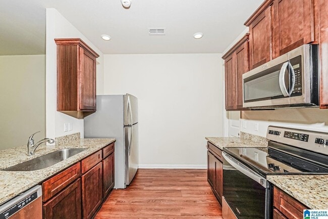 Building Photo - 6380 Rainbow Row