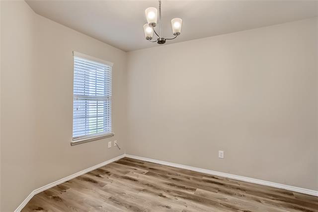 Building Photo - 503 Hawthorn Dr