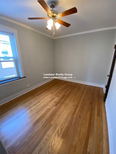 Building Photo - 1608 W Olive Ave