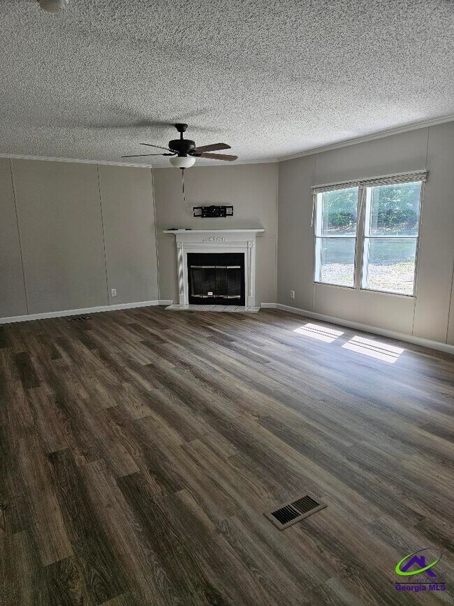Building Photo - 83 Troon Dr