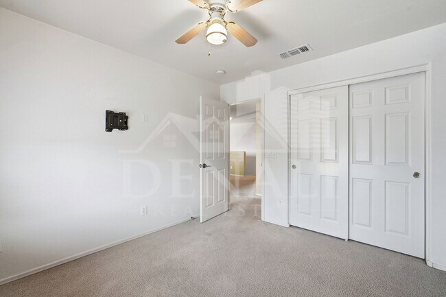 Building Photo - 11319 W Madisen Ellise Dr