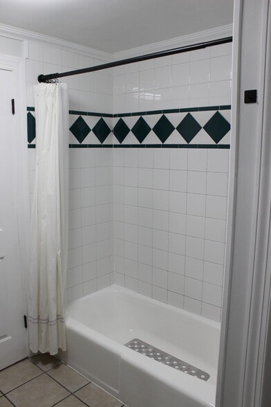 Building Photo - 9033 Rapidan Dr