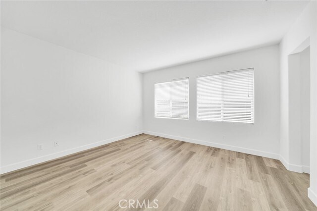 Building Photo - 24 Periwinkle