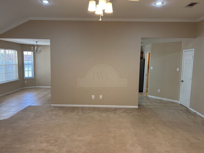 Building Photo - 334 Nolan Ridge Dr
