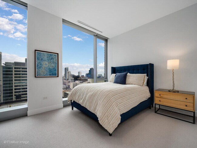 Building Photo - 403 N Wabash Ave