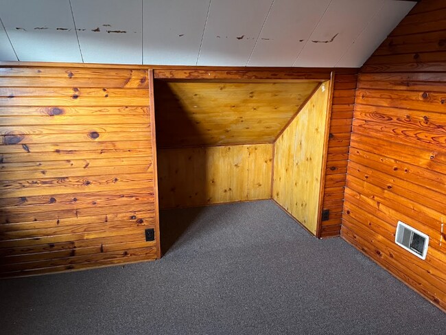 Building Photo - 1322 Emery Xing Rd