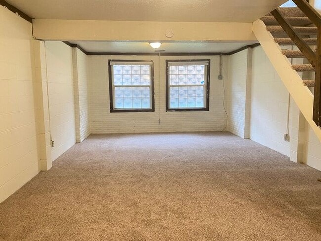 Building Photo - $1,300 | 2 Bedroom, 2.5 Bathroom Townhome | Pet Friendly | Available for July 1st, 2026 Move In!