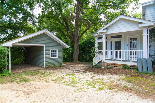 Building Photo - 26 Bagwell Ave