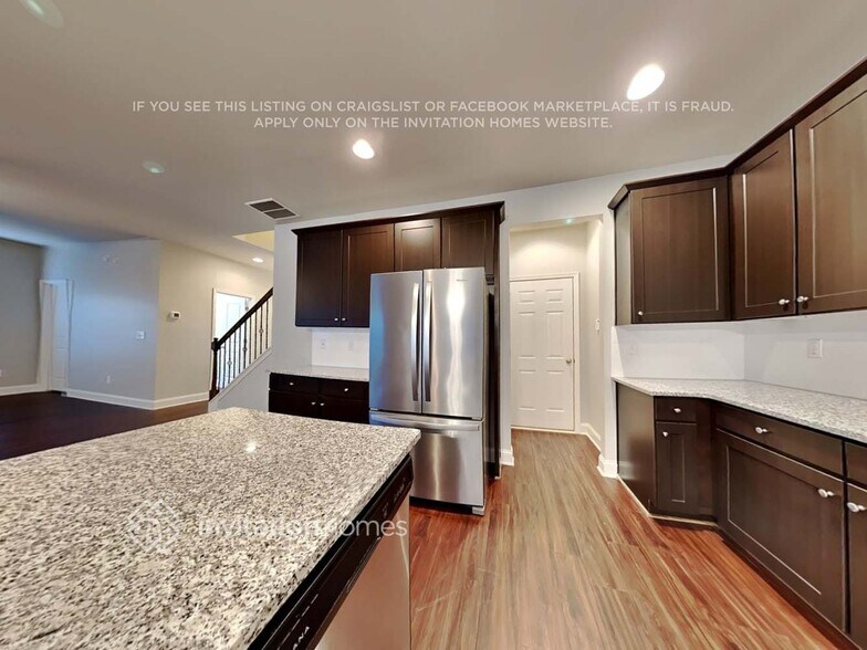 Building Photo - 248 Sage Dr