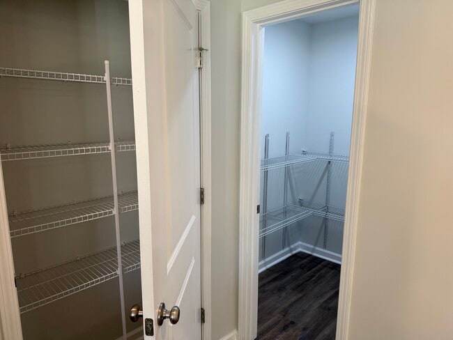 Building Photo - 212 Windfall Rd