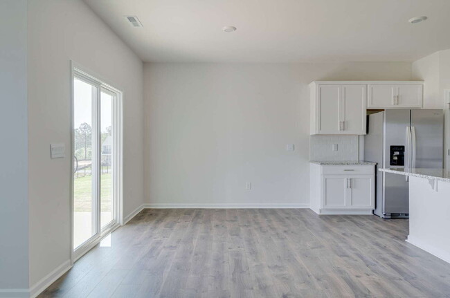 Building Photo - One Story 4-Bed Home in Fuquay-Varina