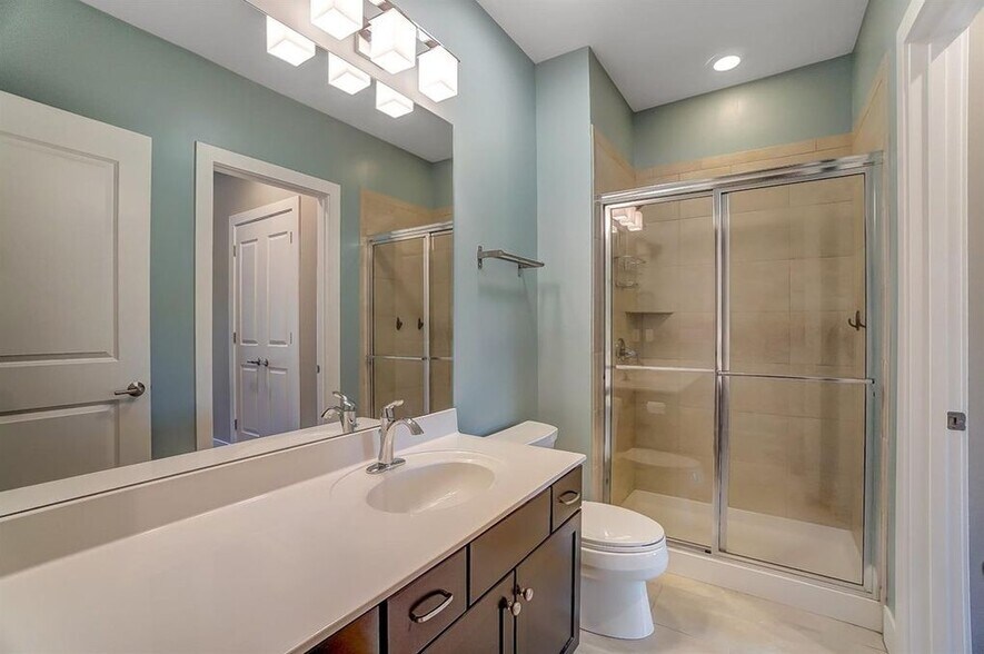 Building Photo - 440 Northern Ave