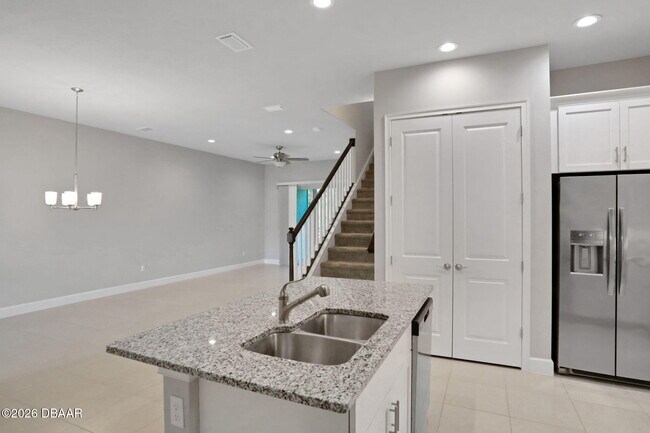 Building Photo - 78 Longridge Ln