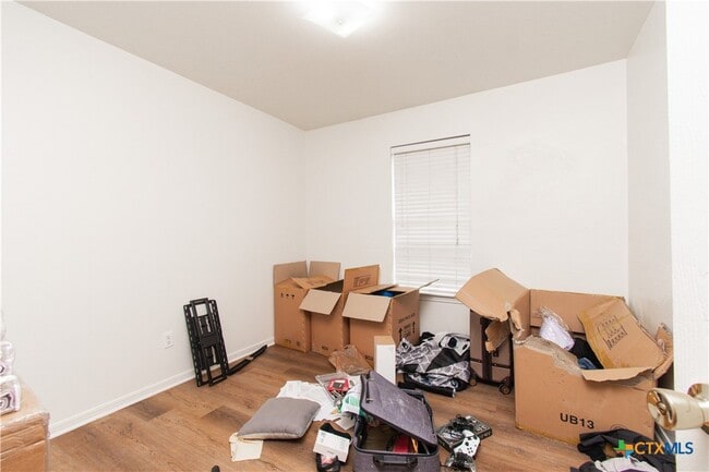 Building Photo - 1606 Yuma Trail