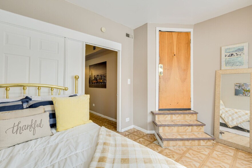 Building Photo - 3443 W Flournoy St