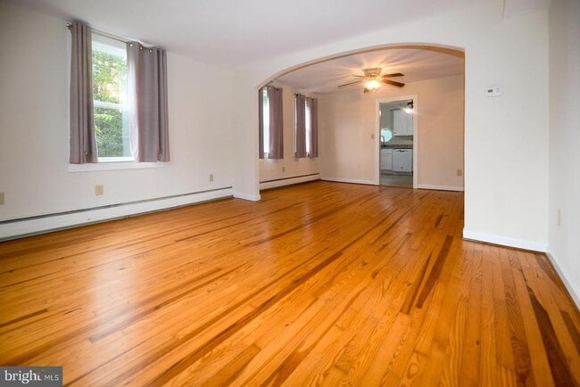 Building Photo - 12335 Rousby Hall Rd