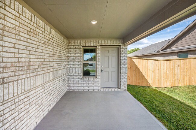 Building Photo - 1118 Millers Pass Dr