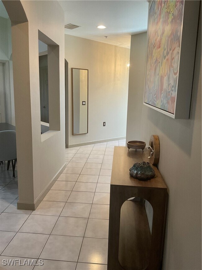 Building Photo - 3060 Horizon Ln