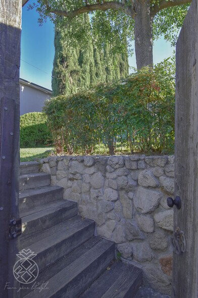 Building Photo - 2657 Piedmont Ave