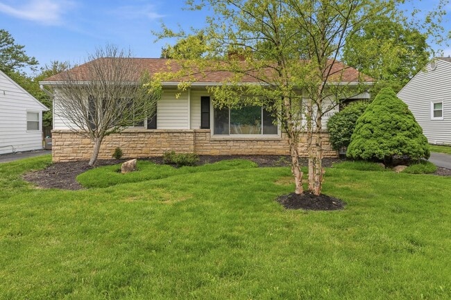 Building Photo - 2088 Zollinger Rd