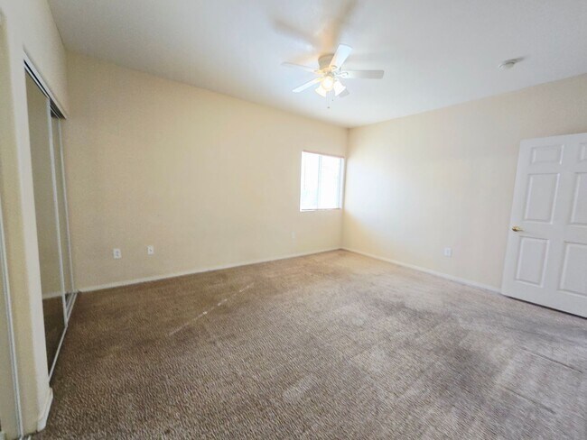 Building Photo - 9580 W Reno Ave