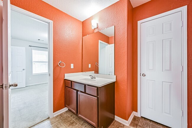 Building Photo - 13418 E Red Birch Cir