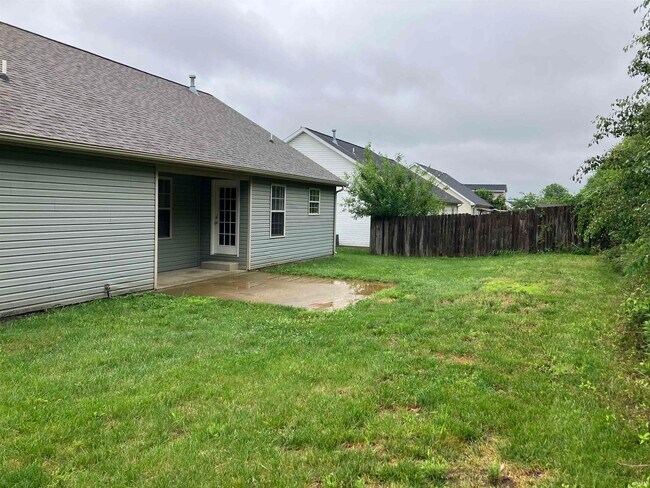 Building Photo - 7872 Sandalwood Dr