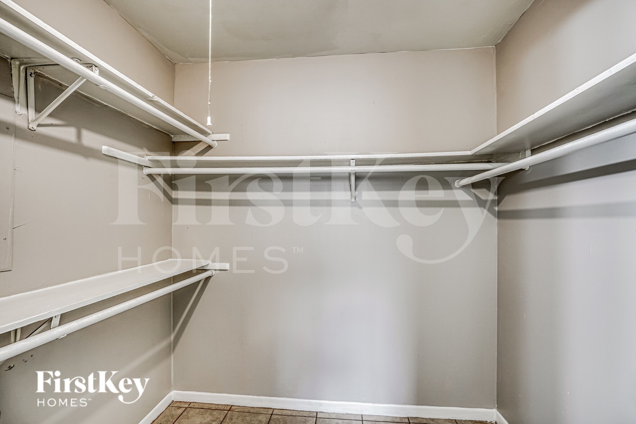 Building Photo - 6610 Rowell Ct