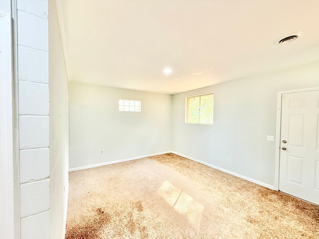 Building Photo - 2612 Lumpkin Rd