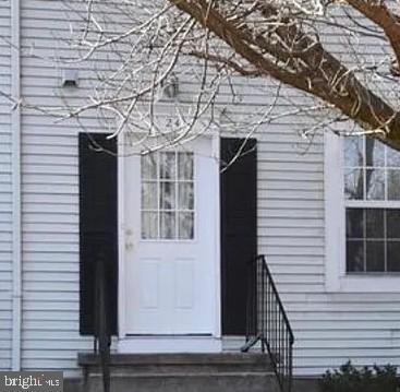 Building Photo - 24 Bristow Ct