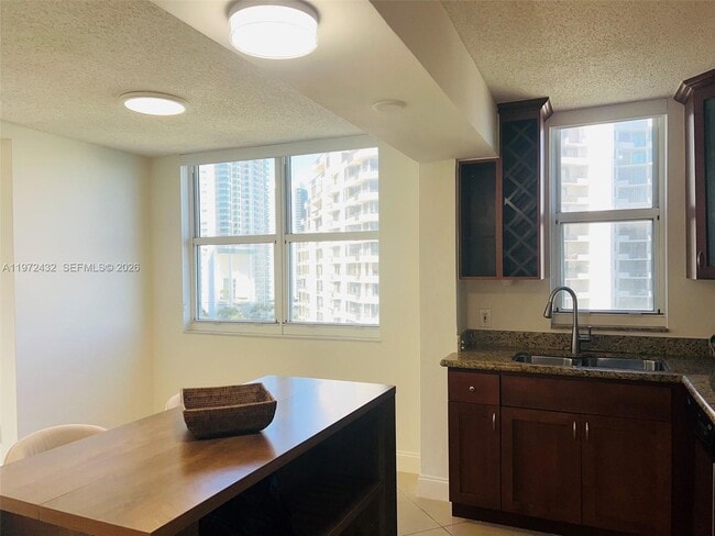 Building Photo - 770 Claughton Island Dr